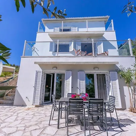 Villa Celaeno Villa